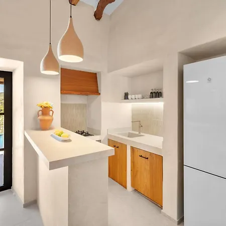 New Samavara 6 Bedrooms Holistic Luxury Retreat In Ibiza